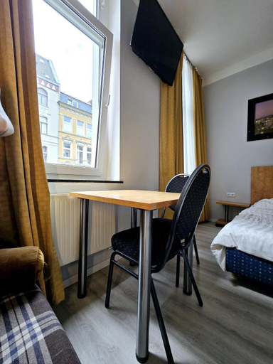 Bedroom 4, Cityhotel Storch, Köln