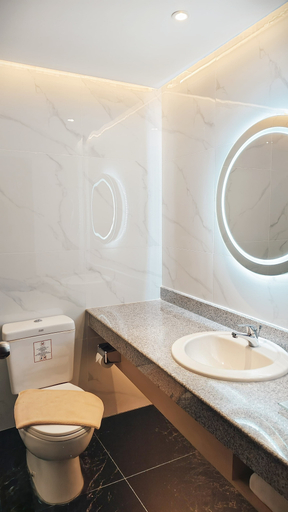 Bathroom 8