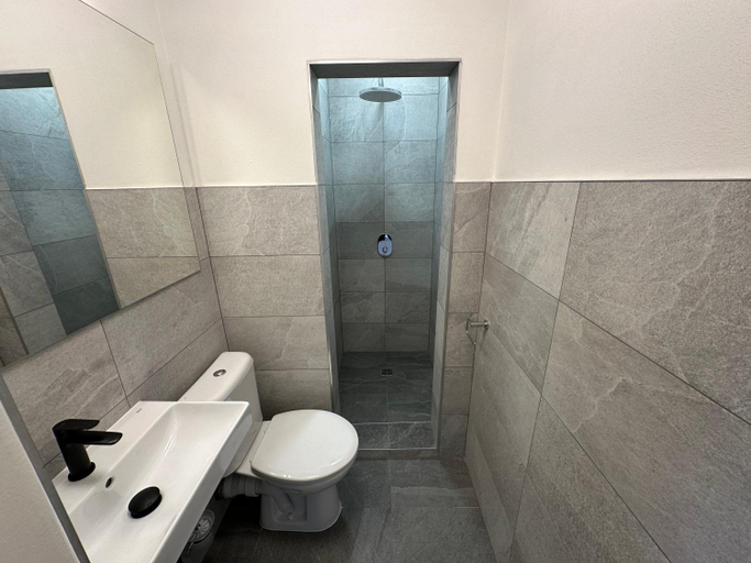 Bathroom 3, Onefam Arbes, Praha 6