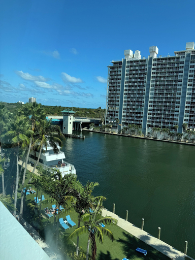 Exterior & Views 2, Turtle Cove, Broward