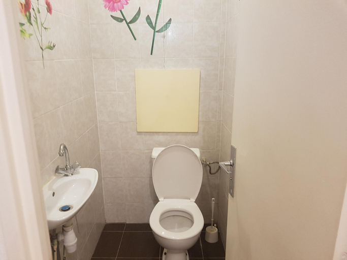 Bathroom 3, Une chambre privee entre paris et disneyland, Seine-Saint-Denis