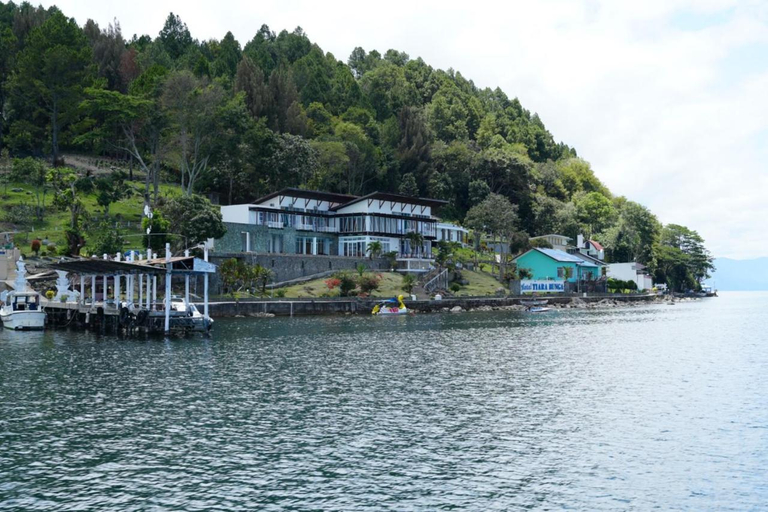Exterior 2