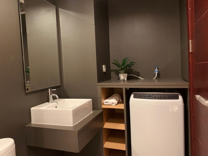 Bathroom 5