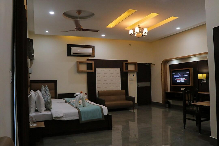 Bedroom 3, Hotel Park Regency, Bharatpur