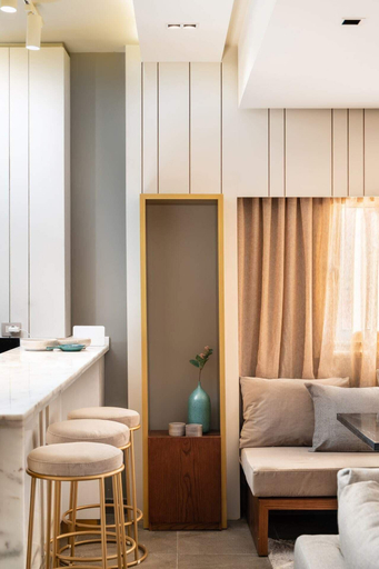 Others 5, Xuru Stays I The Sleek & Ritzy 2 BDR 15 min From CAI Airpt, New Cairo City