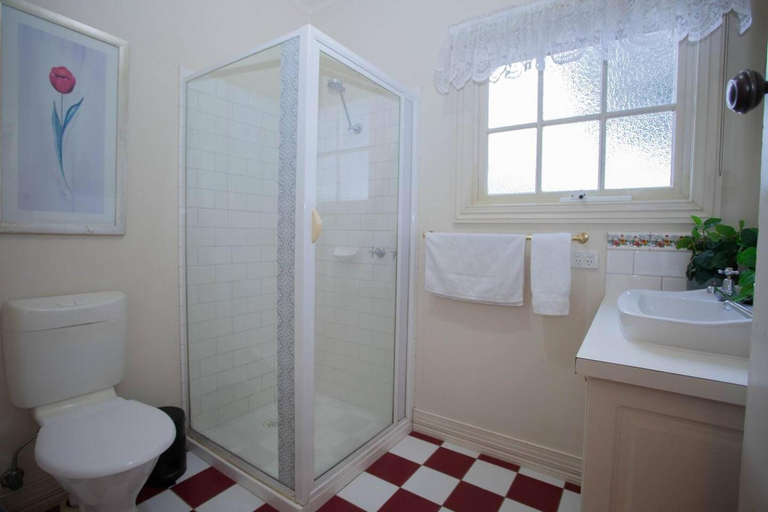 3, Rapunzels Cottage 1br Fairytale Studio Stay, Ballarat - Central