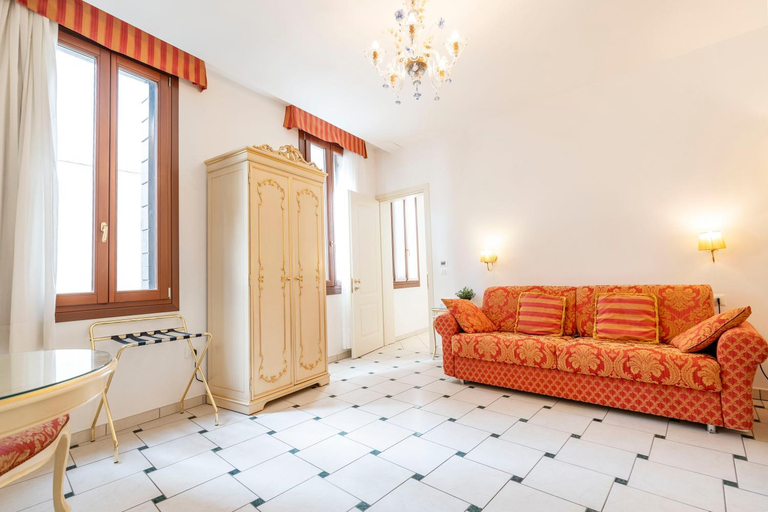 Others 5, Casa Marsilli, Venezia