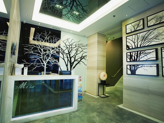 Others 5, M1 Hotel, Kowloon