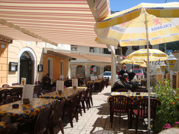 Food & Drinks 5, Hotel Acla Filli, Inn