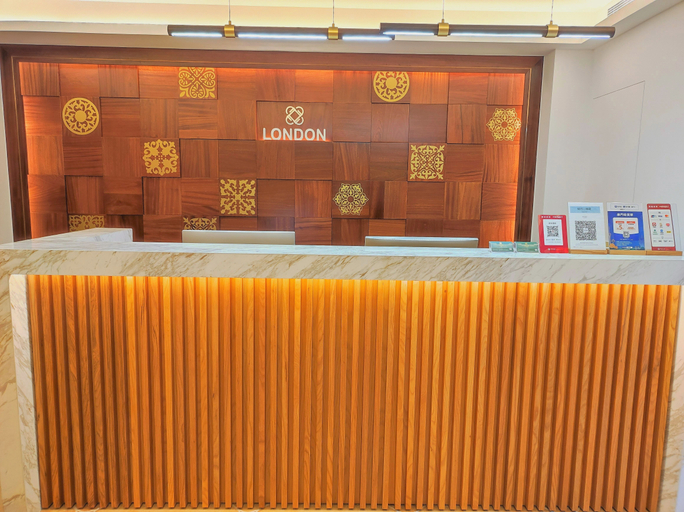 Others 5, London Hotel, Macao