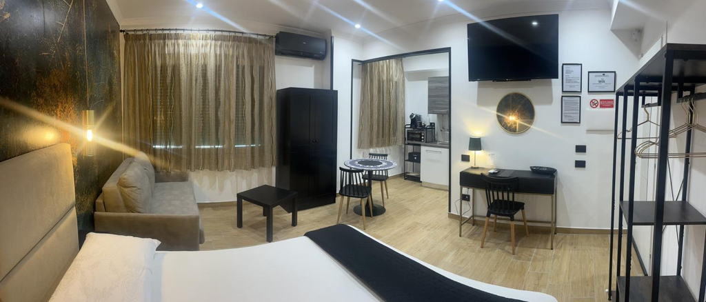 Others 2, Residenza Cristforo Colombo, Crotone