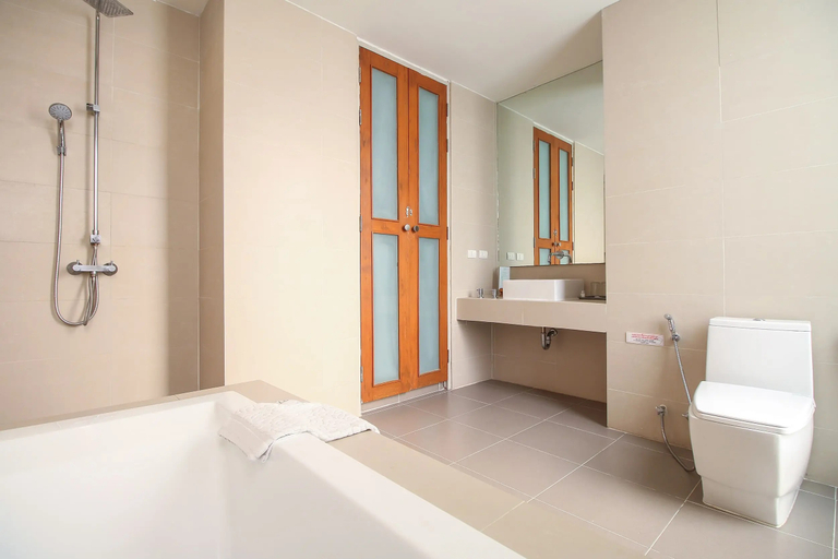 Bathroom 4