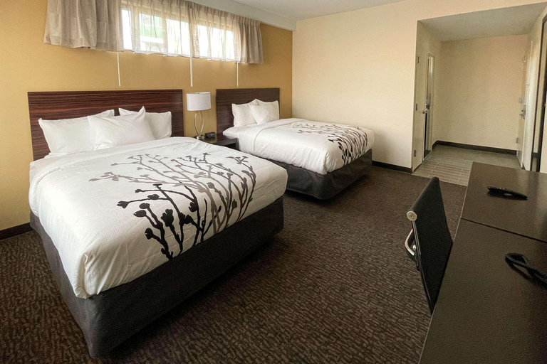 Bedroom 3, Sleep Inn Bronx, New York