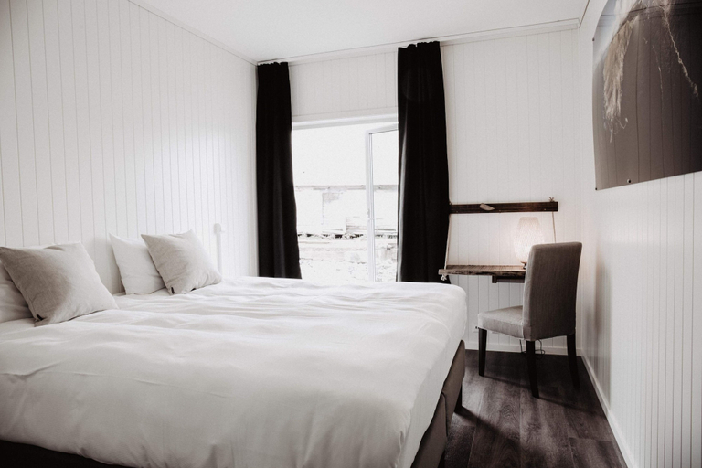 Bedroom 2, Stad Hotell, Selje