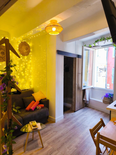 Others 5, Le King & Suites etoilees, Alpes-de-Haute-Provence