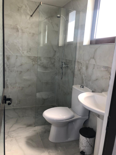Bathroom 2, Guest House A&N, Durrësit