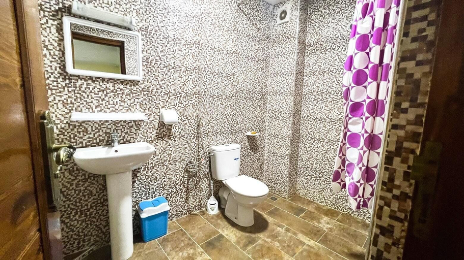 Bathroom, Skate Surf Camp Morocco, Agadir-Ida ou Tanane