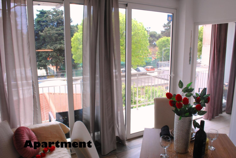 Others 2, Sunshower apartment and studio, Split