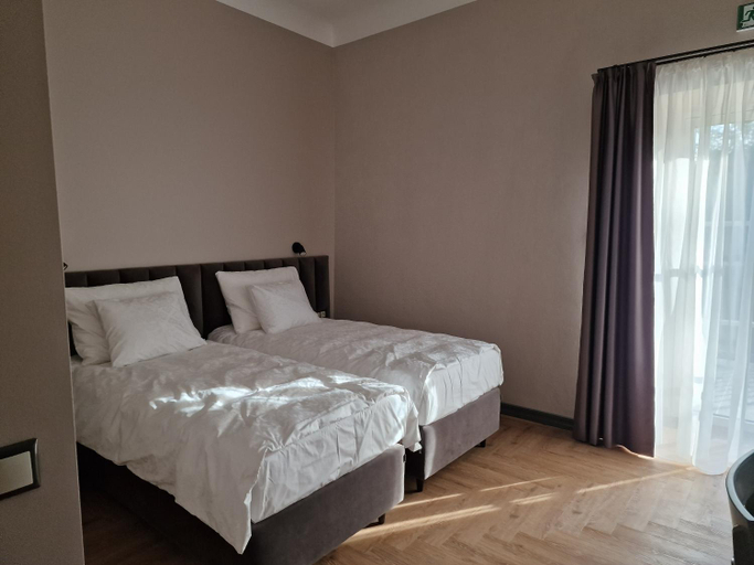 Bedroom 2, Janeda Aidahotell, Ambla