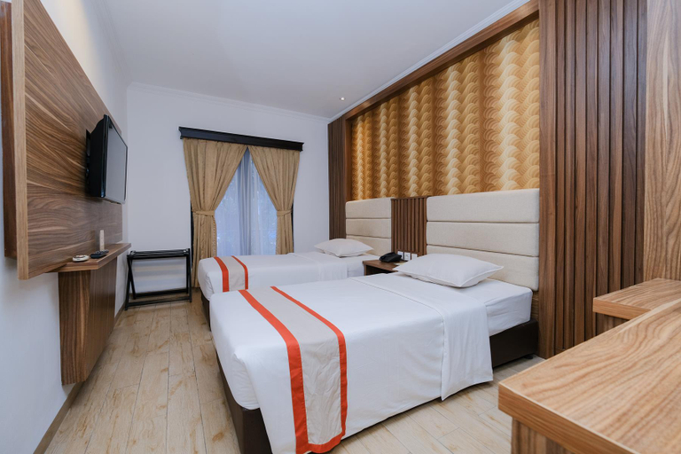 Bedroom 13