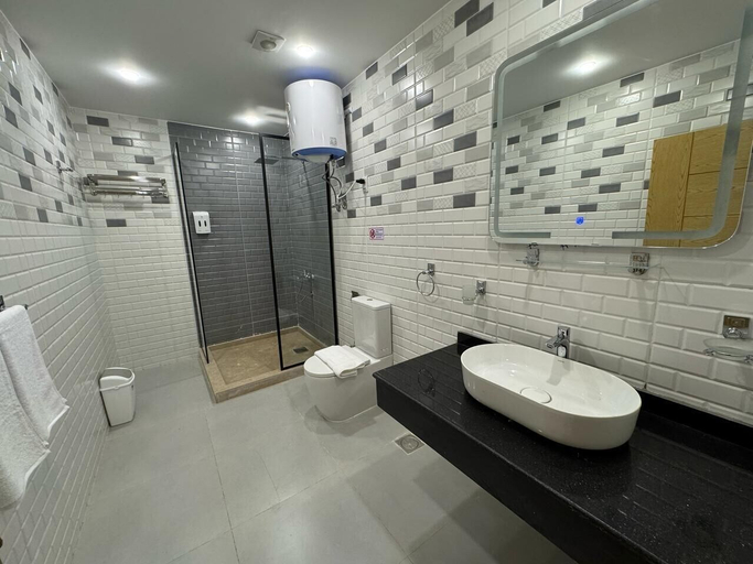 Bathroom 5, Dyafa Pyramids Hotel & Spa, Al-Ahram
