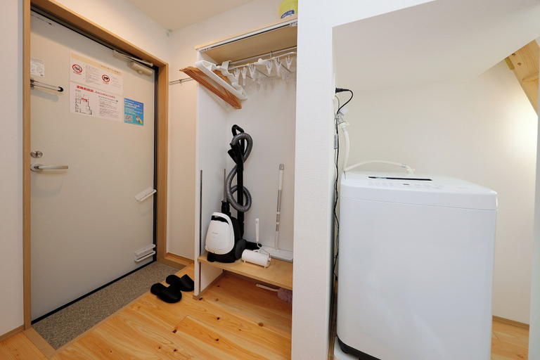 Bathroom 3, Zenith Shinjuku Hinoki by Tranova