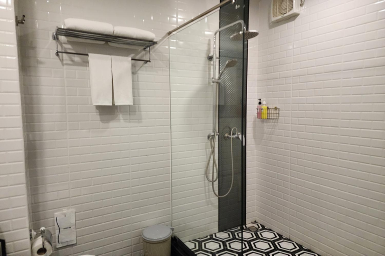 Bathroom 5