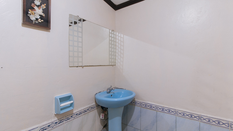 Bathroom 4