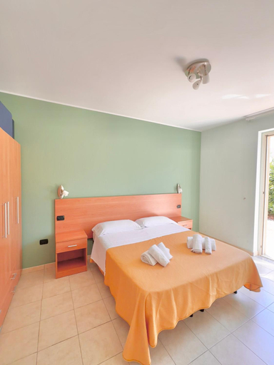 Bedroom 3, Medimare Residence Club, Messina