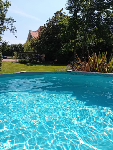 Others 3, Villa Verte, Haute-Vienne
