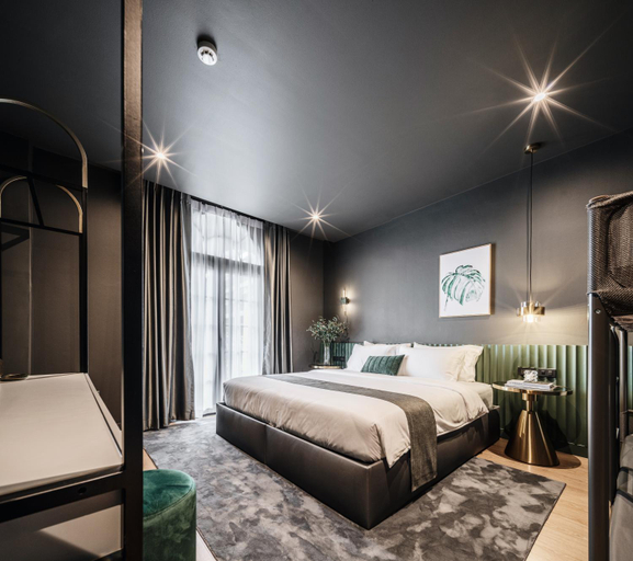 Bedroom 24