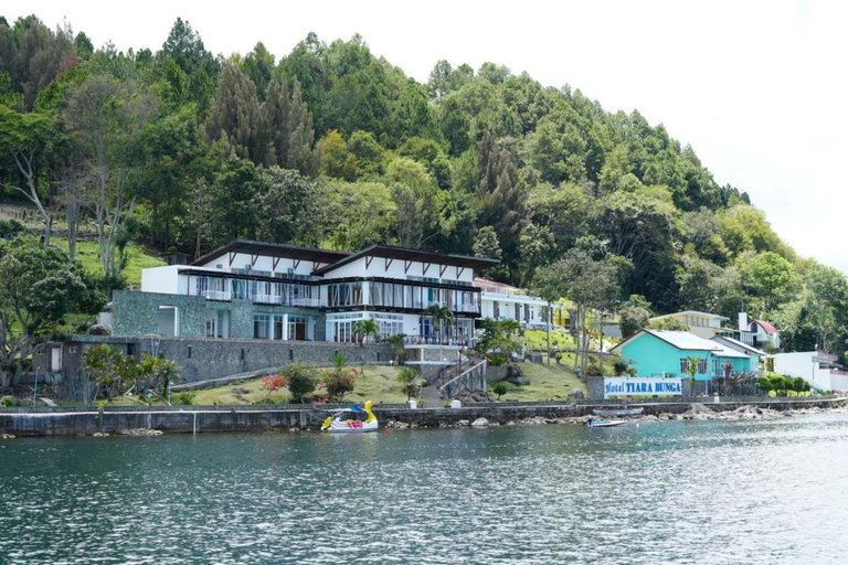 Exterior 3