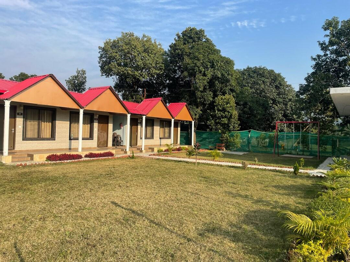 Exterior & Views 1, The Deerfield Cottage, Nainital