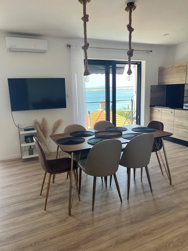 Others 5, Apartman Suzzy 1, Crikvenica