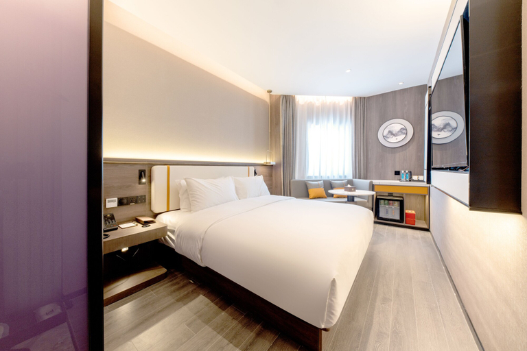 Bedroom 2, WorldHotel JinanQuanchengSquareBaotuQuan, Jinan