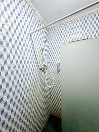 Bathroom 4