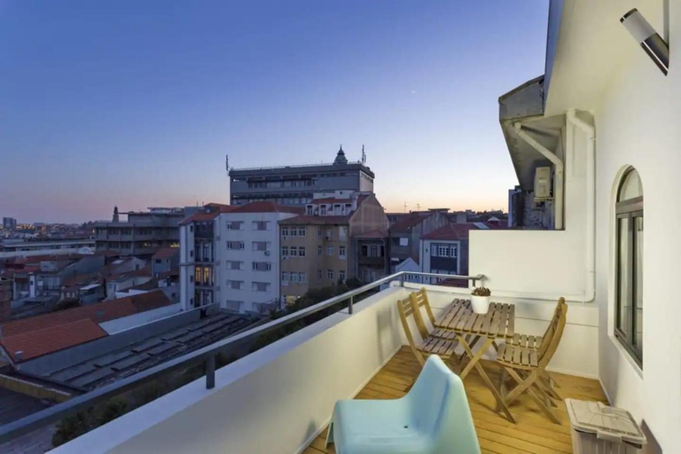 Others 3, Fernandes Tomas Rooftop, Porto