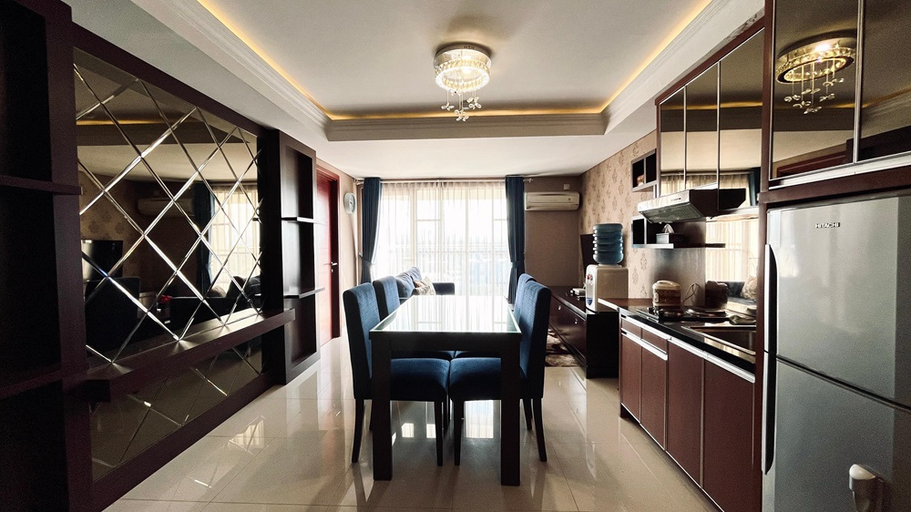 Dining Room 19