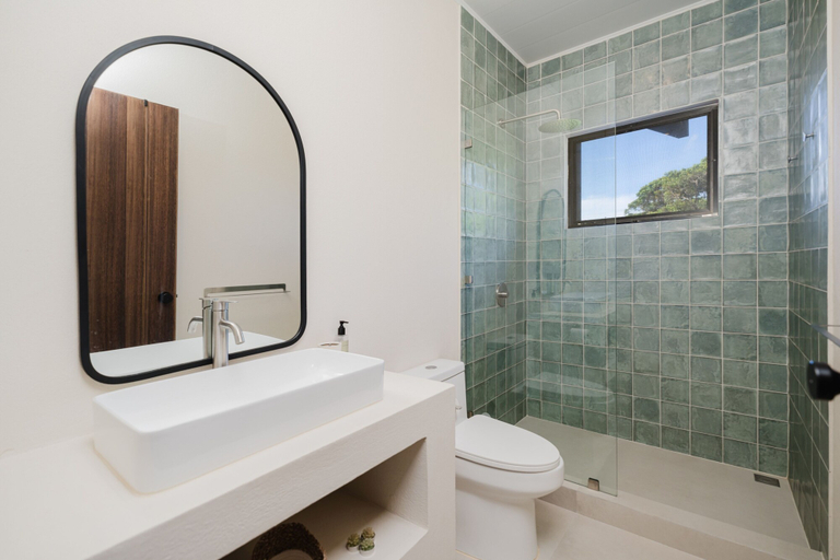 Bathroom 3, Casa Cali Beautiful Rainforest Hideaway, Aguirre