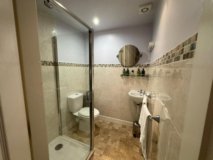 Bathroom 3, The George Hotel, Cumbria