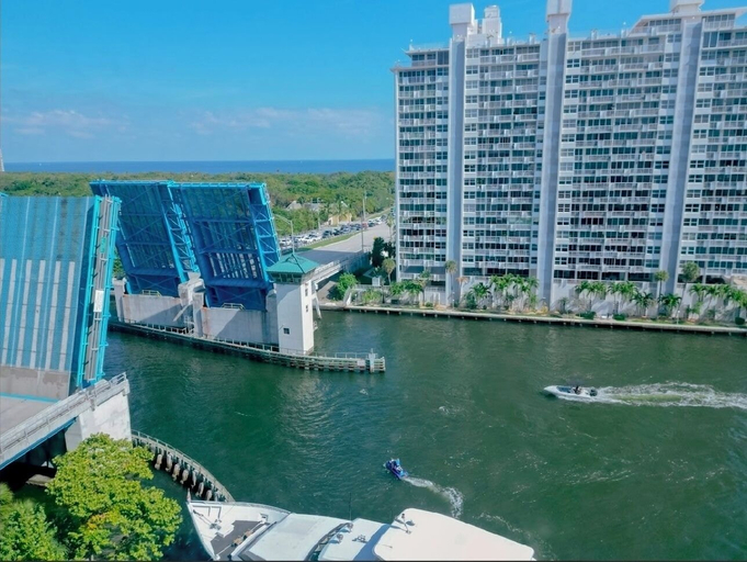 Others 5, Turtle Cove, Broward