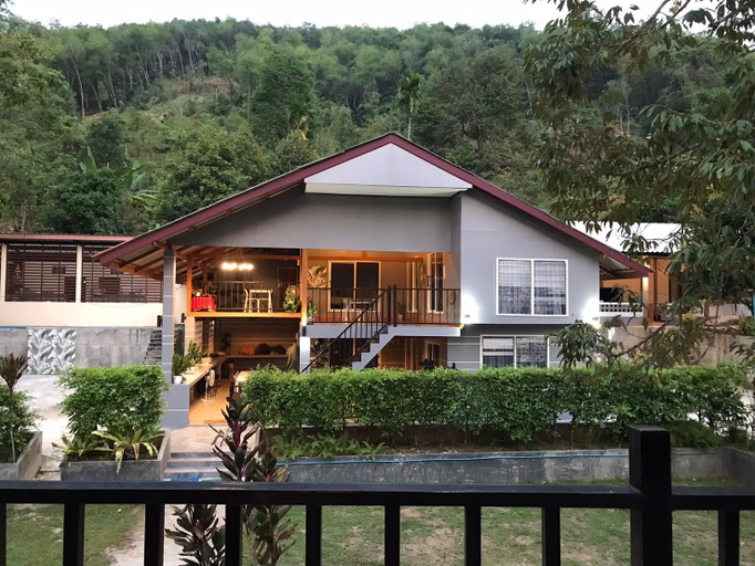 Others 3, 66 Baan Nai Suan, Than To