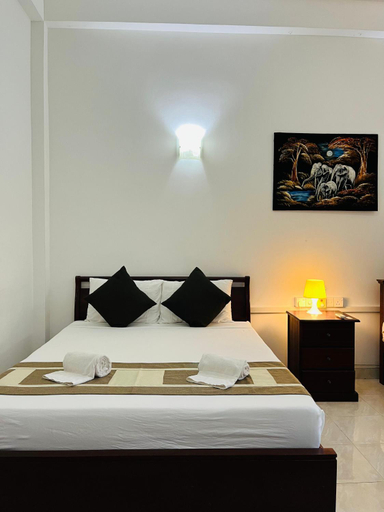 Others 4, Hotel Blue Bird, Negombo