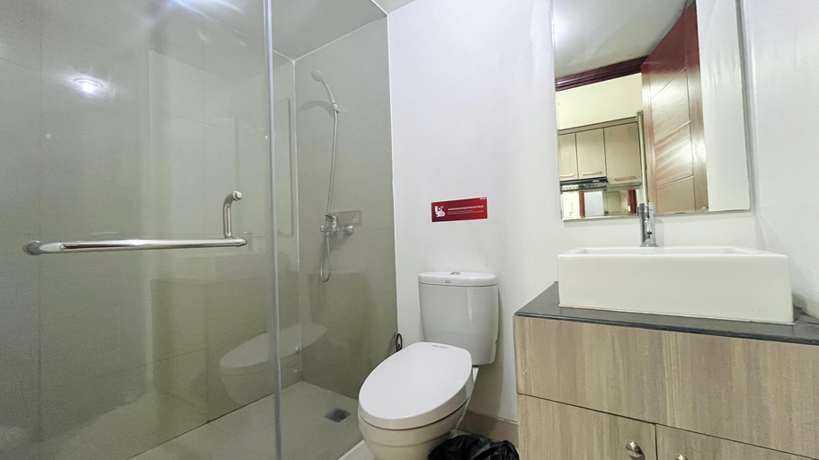 Bathroom 24