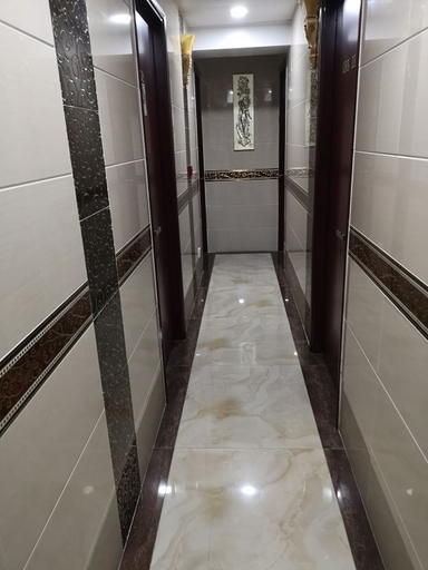Others 3, Meilin Hotel, Kowloon