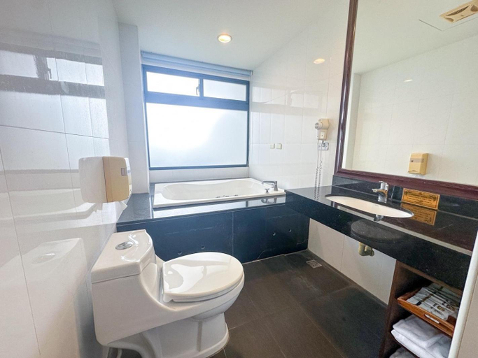 Bathroom 2, Fairy Tale Sea Motel, Hualien
