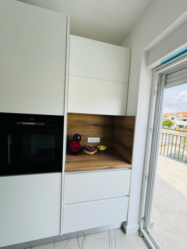 Others 4, Apartmani Galeb, Bibinje