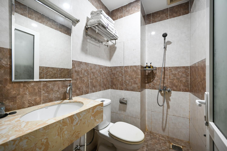 Bathroom 2