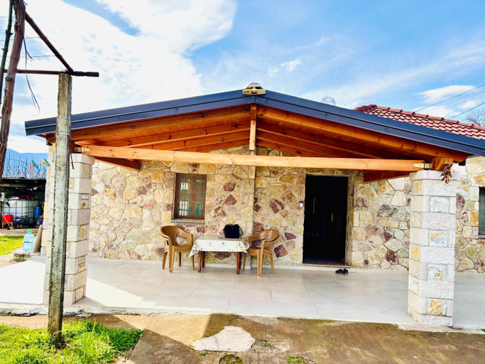 Others 3, Villa Ndoj Bukmire, Mirditës