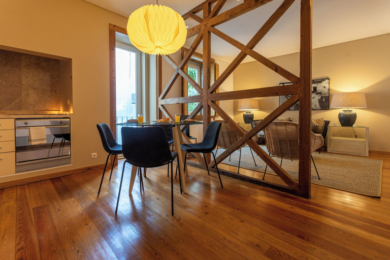 Others 4, Bairro Alto Two Bedroom Apartment, Lisbon